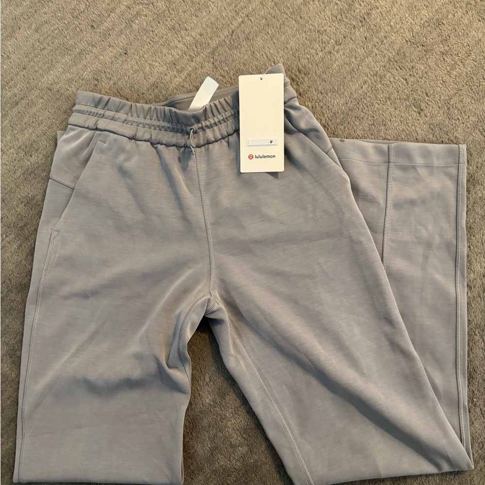 Women’s track pants
